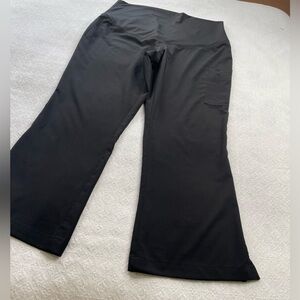 Med Couture Black Maternity Scrub with High Waist Pants ~ Size M/P Medical Staff